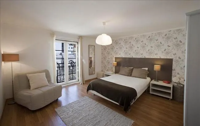 Flat With Terrace And River View - Se4 Apartament