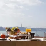 Apartment Flat With Terrace And River View - Se4 Lisbon