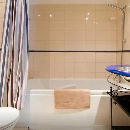 Flat With Terrace And River View - Se4 * Lissabon