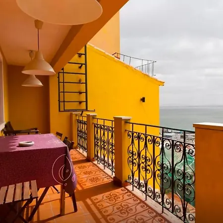 Flat With Terrace And River View - Se4 Lisboa