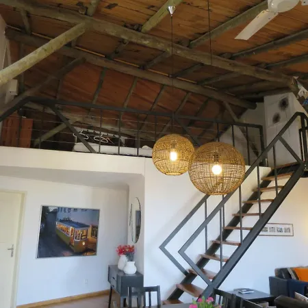 Flat With Terrace And River View - Se4 Apartmán *