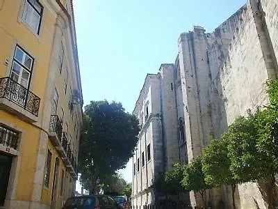 Flat With Terrace And River View - Se4 * Lisbona